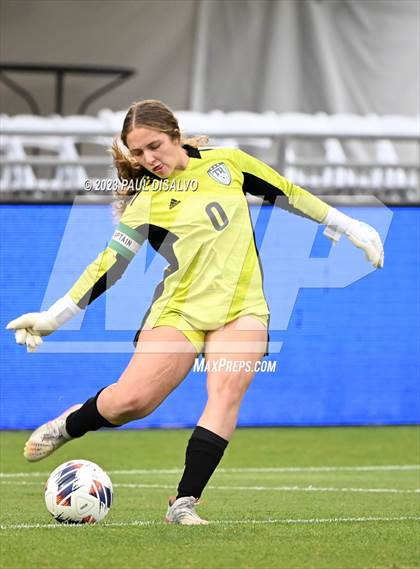 Thumbnail 1 in Rock Canyon vs. ThunderRidge (CHSAA 5A State Final) photogallery.