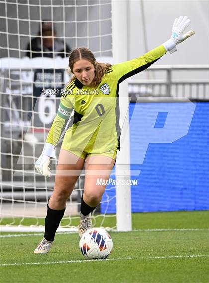 Thumbnail 2 in Rock Canyon vs. ThunderRidge (CHSAA 5A State Final) photogallery.