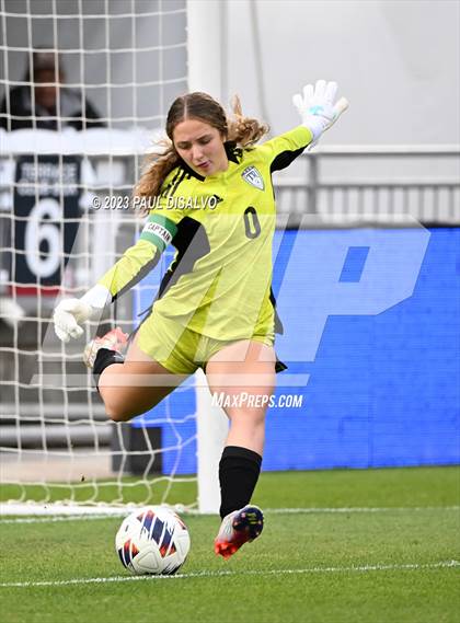 Thumbnail 1 in Rock Canyon vs. ThunderRidge (CHSAA 5A State Final) photogallery.