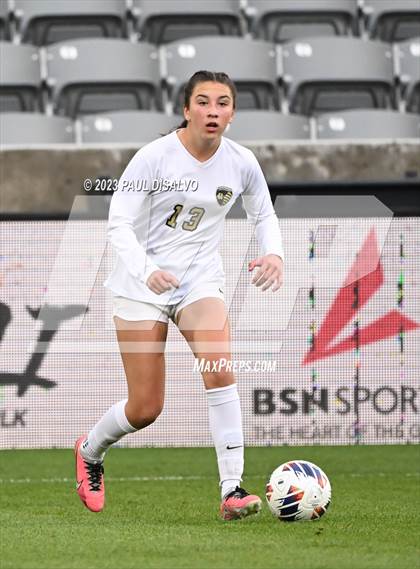 Thumbnail 2 in Rock Canyon vs. ThunderRidge (CHSAA 5A State Final) photogallery.
