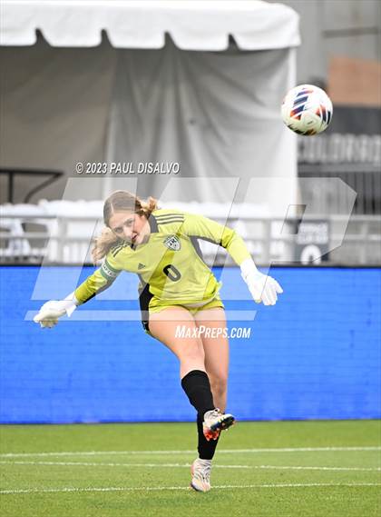 Thumbnail 1 in Rock Canyon vs. ThunderRidge (CHSAA 5A State Final) photogallery.