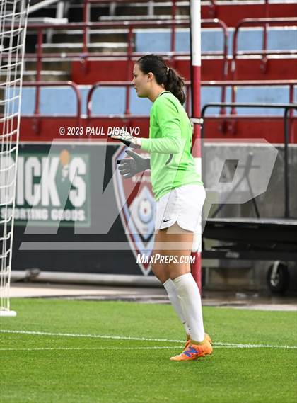 Thumbnail 1 in Rock Canyon vs. ThunderRidge (CHSAA 5A State Final) photogallery.