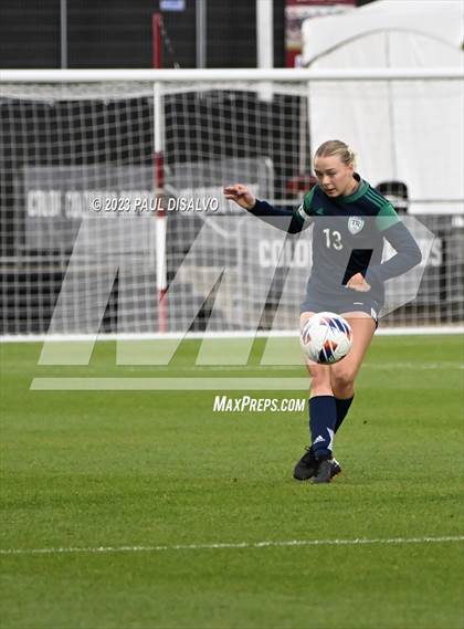 Thumbnail 1 in Rock Canyon vs. ThunderRidge (CHSAA 5A State Final) photogallery.