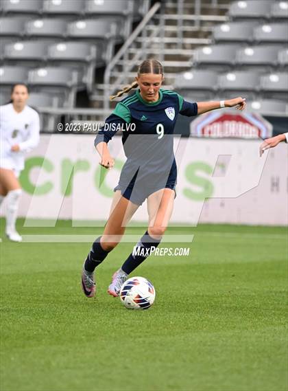 Thumbnail 1 in Rock Canyon vs. ThunderRidge (CHSAA 5A State Final) photogallery.