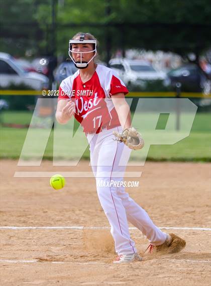 Thumbnail 2 in Davenport West vs Valley (Rick Doran Classic) photogallery.