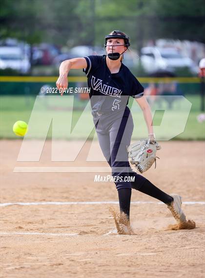 Thumbnail 3 in Davenport West vs Valley (Rick Doran Classic) photogallery.