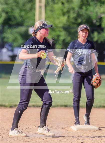 Thumbnail 1 in Davenport West vs Valley (Rick Doran Classic) photogallery.