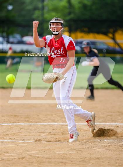 Thumbnail 3 in Davenport West vs Valley (Rick Doran Classic) photogallery.