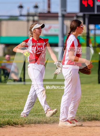Thumbnail 3 in Davenport West vs Valley (Rick Doran Classic) photogallery.