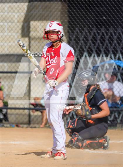 Thumbnail 1 in Davenport West vs Valley (Rick Doran Classic) photogallery.