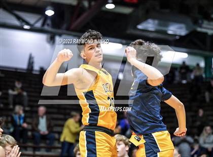 Thumbnail 3 in Delta vs. Peru (IHSAA 3A Section 24 Regional Final) photogallery.