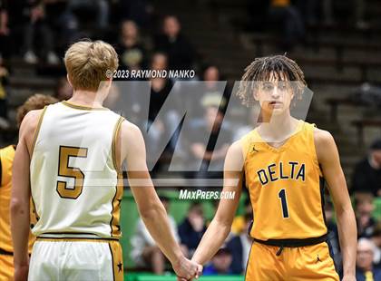 Thumbnail 2 in Delta vs. Peru (IHSAA 3A Section 24 Regional Final) photogallery.