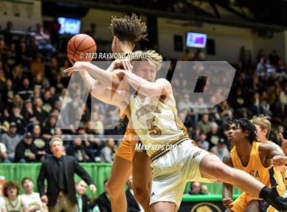 Thumbnail 3 in Delta vs. Peru (IHSAA 3A Section 24 Regional Final) photogallery.