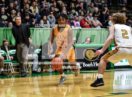 Thumbnail 2 in Delta vs. Peru (IHSAA 3A Section 24 Regional Final) photogallery.