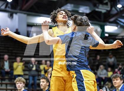 Thumbnail 1 in Delta vs. Peru (IHSAA 3A Section 24 Regional Final) photogallery.