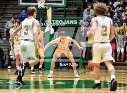 Thumbnail 1 in Delta vs. Peru (IHSAA 3A Section 24 Regional Final) photogallery.