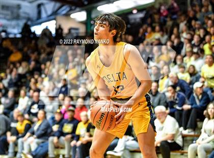 Thumbnail 3 in Delta vs. Peru (IHSAA 3A Section 24 Regional Final) photogallery.