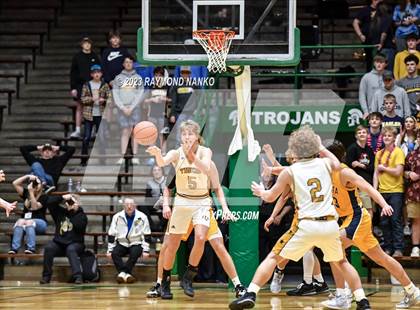 Thumbnail 1 in Delta vs. Peru (IHSAA 3A Section 24 Regional Final) photogallery.