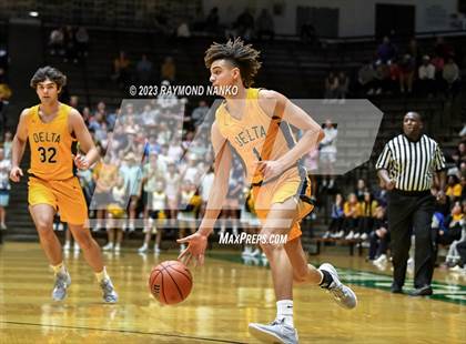 Thumbnail 3 in Delta vs. Peru (IHSAA 3A Section 24 Regional Final) photogallery.