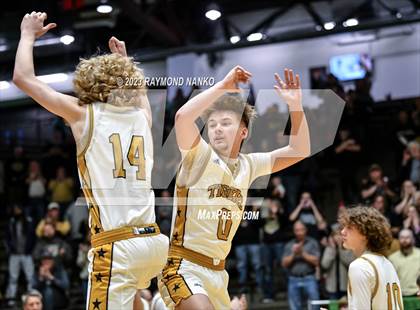 Thumbnail 3 in Delta vs. Peru (IHSAA 3A Section 24 Regional Final) photogallery.