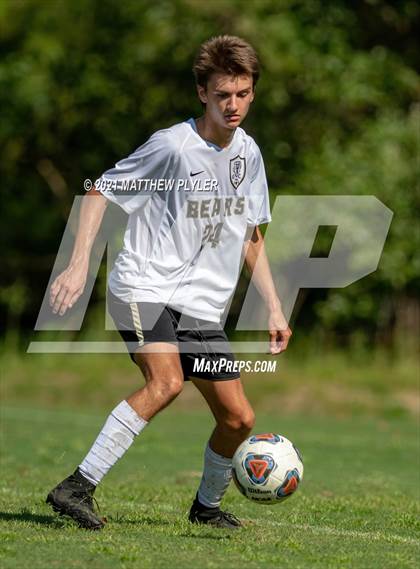 Thumbnail 2 in Gray's Creek vs Terry Sanford (Battle for the Bell) photogallery.