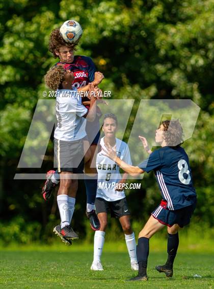 Thumbnail 2 in Gray's Creek vs Terry Sanford (Battle for the Bell) photogallery.