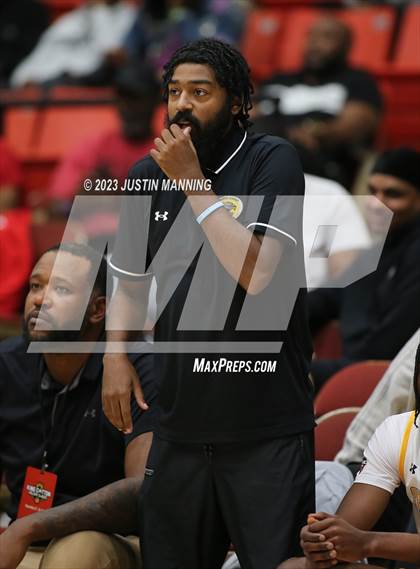 Thumbnail 1 in St. Frances Academy vs. Booker T. Washington (King Cotton Classic) photogallery.
