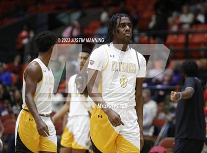Thumbnail 1 in St. Frances Academy vs. Booker T. Washington (King Cotton Classic) photogallery.