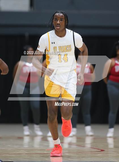 Thumbnail 2 in St. Frances Academy vs. Booker T. Washington (King Cotton Classic) photogallery.