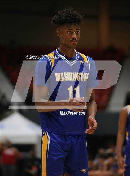 Thumbnail 1 in St. Frances Academy vs. Booker T. Washington (King Cotton Classic) photogallery.