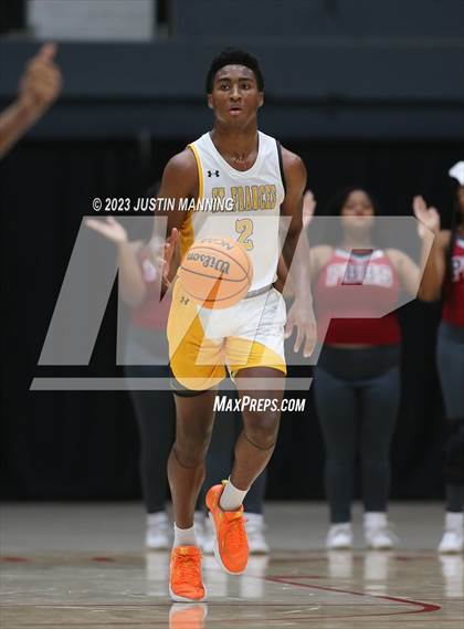 Thumbnail 1 in St. Frances Academy vs. Booker T. Washington (King Cotton Classic) photogallery.