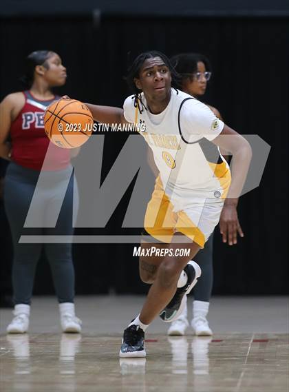 Thumbnail 3 in St. Frances Academy vs. Booker T. Washington (King Cotton Classic) photogallery.