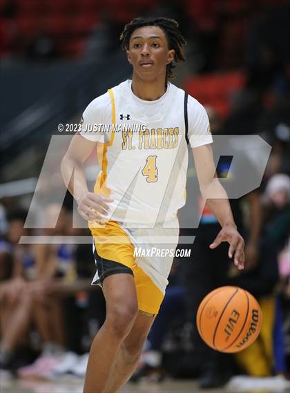 Thumbnail 2 in St. Frances Academy vs. Booker T. Washington (King Cotton Classic) photogallery.