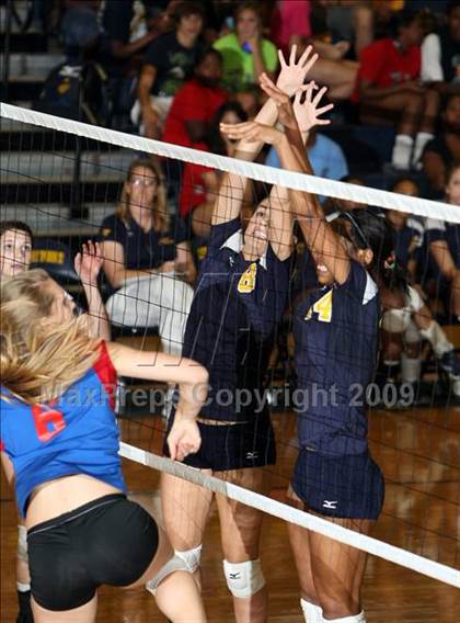 Thumbnail 2 in Leander @ Stony Point photogallery.