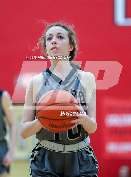 Thumbnail 3 in Collinsville vs. Alvord (UIL 2A Region II Bi-District) photogallery.