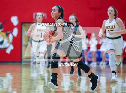 Thumbnail 3 in Collinsville vs. Alvord (UIL 2A Region II Bi-District) photogallery.