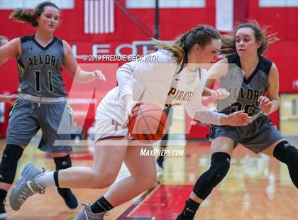 Thumbnail 2 in Collinsville vs. Alvord (UIL 2A Region II Bi-District) photogallery.