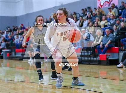 Thumbnail 3 in Collinsville vs. Alvord (UIL 2A Region II Bi-District) photogallery.
