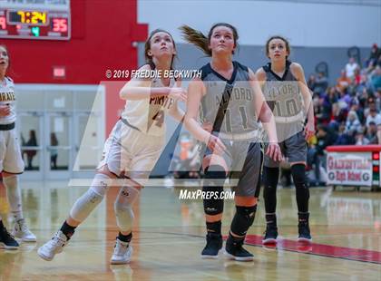Thumbnail 2 in Collinsville vs. Alvord (UIL 2A Region II Bi-District) photogallery.