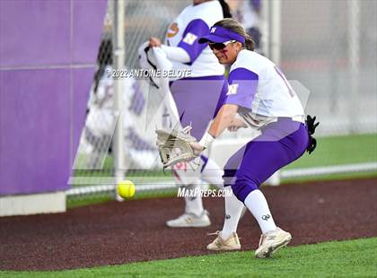 Thumbnail 3 in Glenn @ Norwalk photogallery.
