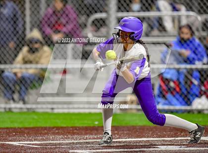 Thumbnail 3 in Glenn @ Norwalk photogallery.