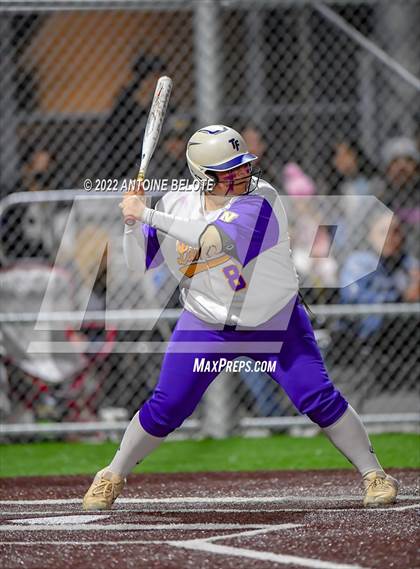 Thumbnail 3 in Glenn @ Norwalk photogallery.