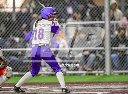 Thumbnail 3 in Glenn @ Norwalk photogallery.