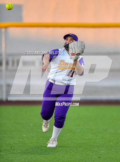 Thumbnail 3 in Glenn @ Norwalk photogallery.