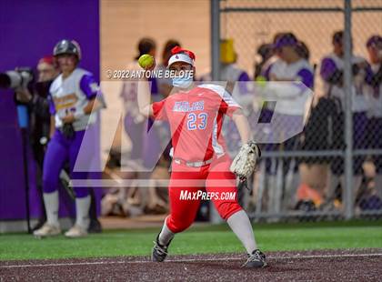 Thumbnail 3 in Glenn @ Norwalk photogallery.