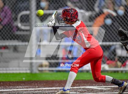 Thumbnail 3 in Glenn @ Norwalk photogallery.