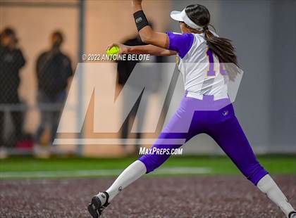 Thumbnail 2 in Glenn @ Norwalk photogallery.