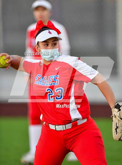 Thumbnail 2 in Glenn @ Norwalk photogallery.