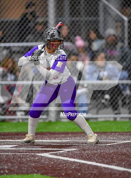 Thumbnail 3 in Glenn @ Norwalk photogallery.