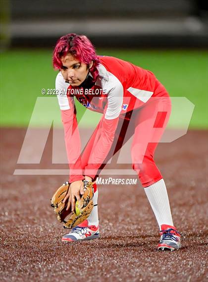 Thumbnail 3 in Glenn @ Norwalk photogallery.